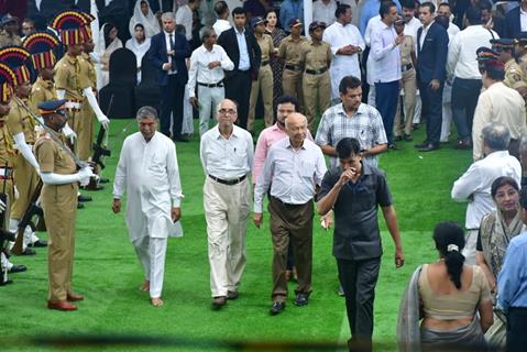 Celebrities snapped at Ratan Tata's Funeral