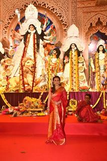 Rani Mukerji snapped at Durga Puja Pandal