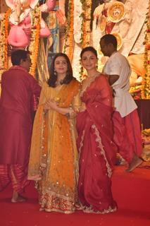 Alia Bhatt and Shaheen Bhatt snapped at Durga Puja Pandal