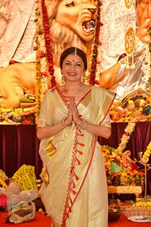 Bhagyashree Patwardhan snapped at Durga Puja Pandal