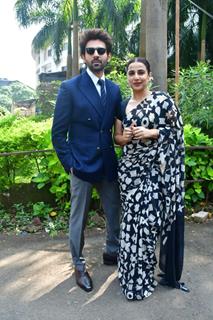 Vidya Balan and Kartik Aaryan snapped promoting their upcoming film 'Bhool Bhulaiyaa 3' on the sets of KBC 16