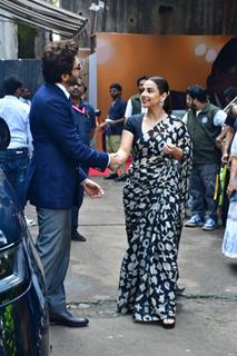 Vidya Balan and Kartik Aaryan snapped promoting their upcoming film 'Bhool Bhulaiyaa 3' on the sets of KBC 16