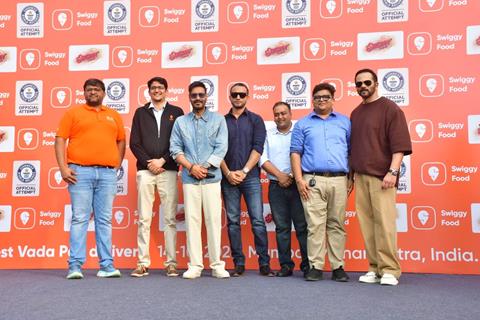 Ajay Devgn and Rohit Shetty attempt the Guinness World Record for the largest Vada Pav delivery at Airport High School & Junior College