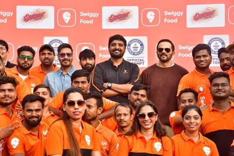 Ajay Devgn and Rohit Shetty attempt the Guinness World Record for the largest Vada Pav delivery at Airport High School & Junior College