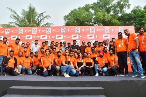 Ajay Devgn and Rohit Shetty attempt the Guinness World Record for the largest Vada Pav delivery at Airport High School & Junior College