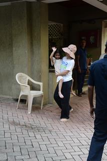 Soha Ali Khan and Inaaya Kemmu snapped in the city