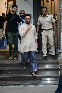 Aamir Khan snapped in the city