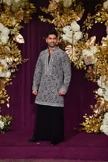 Taha Shah Badussha snapped at Manish Malhotra’s Diwali Bash