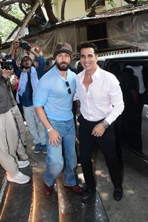 Akshay Kumar and Tiger Shroff snapped promoting their upcoming film 'Singham Again' At Torii