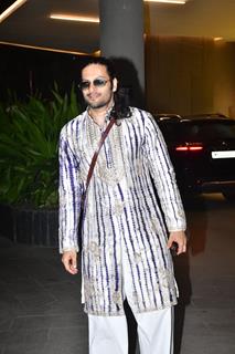 Ali Fazal snapped attending Abu Jani and Sandeep Khosla’s Diwali party