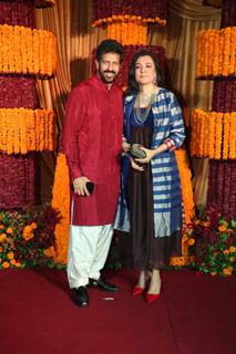 Kabir Khan and Mini Mathur snapped at Ramesh Taurani’s Diwali Bash