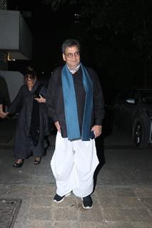 Subhash Ghai snapped at the red carpet of the play Ammi Akhtari