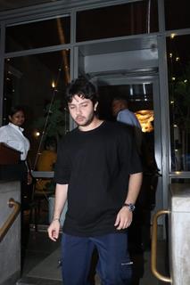 Nirvaan Khan snapped in the city 