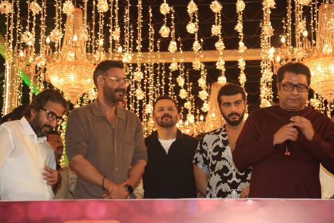 Ajay Devgn, Rohit Shetty and Arjun Kapoor snapped at Shivaji Park Dadar