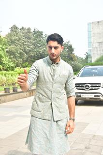 Ibrahim Ali Khan snapped in the city 