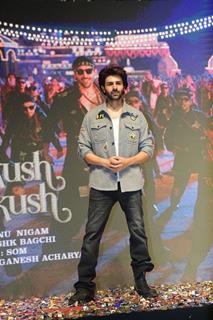 Kartik Aaryan snapped at the song launch of ‘Hukkush Phukkush’ from Bhool Bhulaiyaa 3