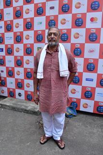 Nana Patekar snapped promoting their upcoming film 'Vanvaas' on the sets of 'Sa Re Ga Ma Pa'