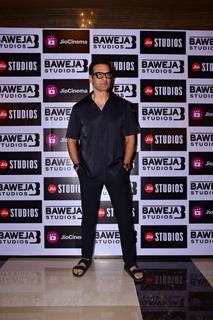 Ronit Roy grace the premiere of 'Khwaabon Ka Jhamela'