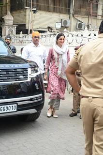 Shilpa Shetty visits Gurdwara