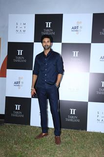 Gurfateh Pirzada Snapped At Tarun Tahiliani Event