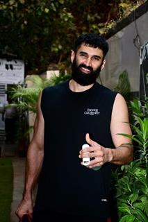 Aditya Roy Kapur snapped in the city