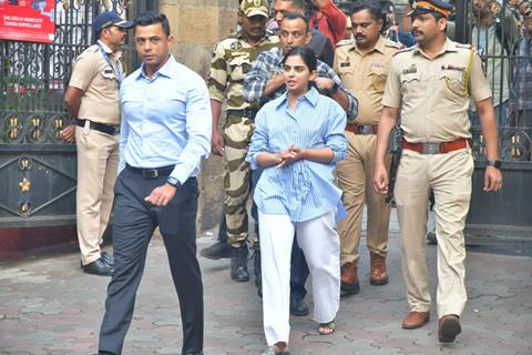 Isha Ambani cast their votes in Mumbai