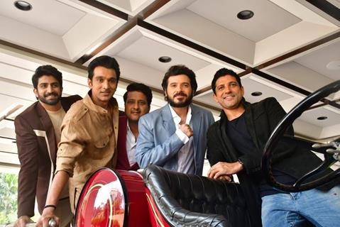 Farhan Akhtar, Divyendu Sharma and Pratik Gandhi snapped at the trailer launch of 'Agni'