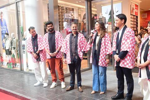 Kareena Kapoor Khan snapped at the launch of UNIQLO’s third and largest store in Mumbai at Phoenix Palladium Mall