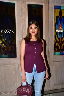Mrunal Thakur snapped in the city
