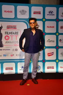 Ravi Kishan grace the 'Filmfare OTT Awards 2024'