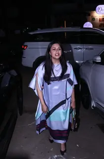 Divyanka Tripathi snapped in the city