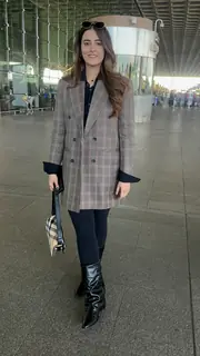 Nupur Sanon snapped at the airport