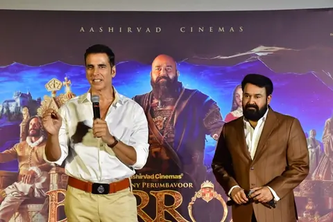 Akshay Kumar and Mohanlal grace the trailer launch of 'Barroz'