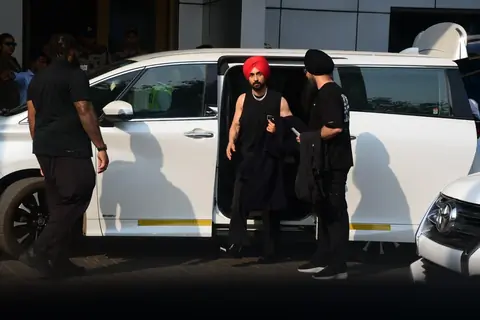 Diljit Dosanjh snapped at the airport