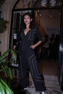 Shriya Pilgaonkar snapped in the city