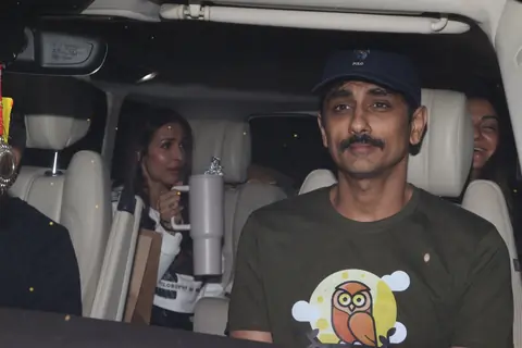 Siddharth snapped in the city