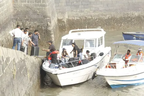 Suhana Khan snapped at the Gateway of India