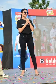 Jacqueline Fernandez attend Malad Masti by MLA Aslam Shaikh