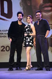 Ajay Devgn, Rasha Thadani and Aman Devgan snapped at the trailer launch of 'Azaad'