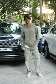 Vicky Kaushal snapped in the city