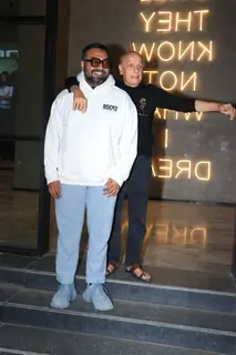 Mahesh Bhatt and Anurag Kashyap grace the special screening of ‘Black Warrant’