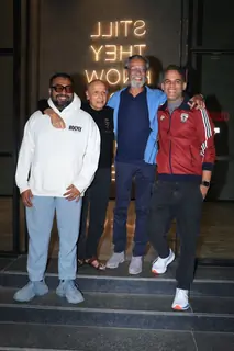 Sudhir Mishra, Mahesh Bhatt, Anurag Kashyap and Vikramaditya Motwane grace the special screening of ‘Black Warrant’