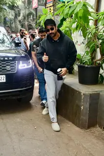 Vicky Kaushal snapped in the city