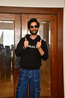 Aman Devgan snapped promoting their film 'Azaad'