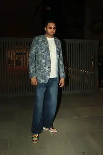 Celebrities snapped in the city