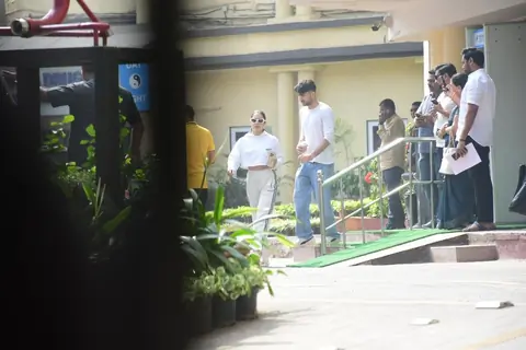 Ibrahim Ali Khan and Sara Ali Khan snapped in the city