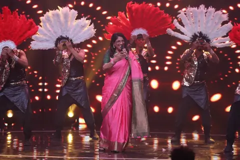 Udit Narayan, Kavita Krishnamurti and other celebs at Sa Re Ga Ma Pa finale