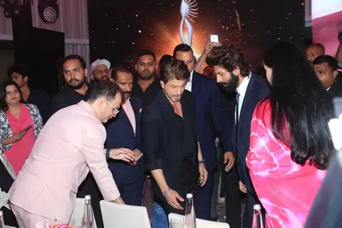 Shah Rukh Khan and Kartik Aaryan snapped at the 25th IIFA Awards press conference