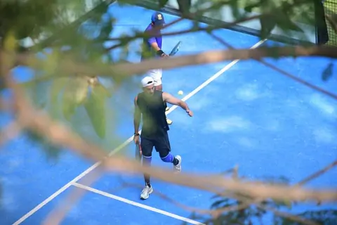 Ranbir Kapoor snapped in the city
