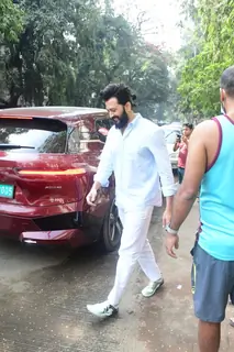  Riteish Deshmukh snapped in the city 